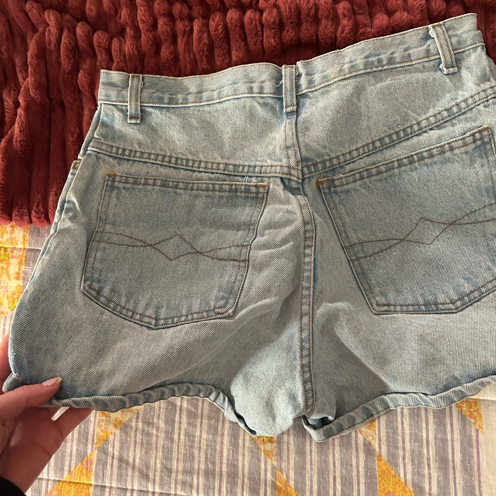 American Vintage Light Blue Jean Shorts - Picture 3 of 3